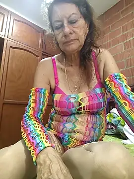 MaryLunne online show from 11/12/25, 11:36