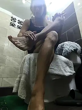 MaryLunne online show from 10/03/25, 12:06