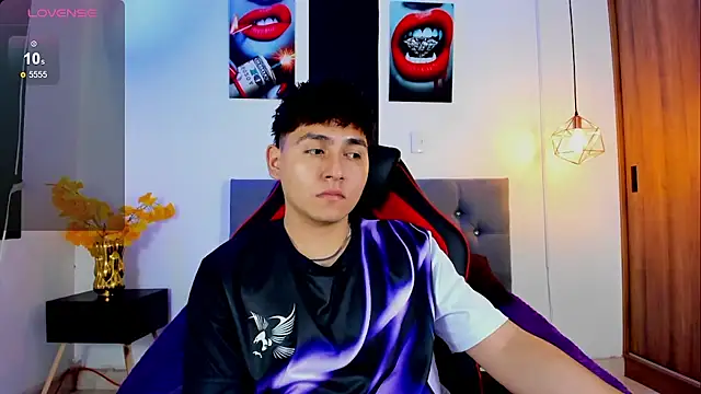 Nicolas James Sc online show from 11/10/25, 01:38