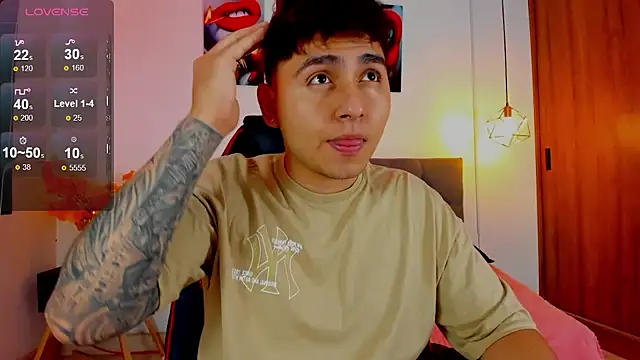 Snapshot of Nicolas_James_Sc chatting on 02/03/26, 01:49 Nicolas James Sc online show from 02/03/26, 01:49