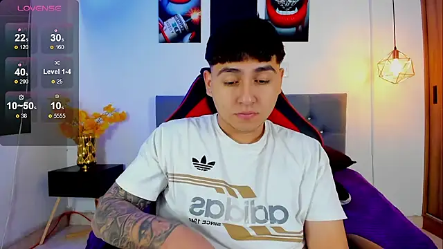 Nicolas James Sc online show from 11/04/25, 01:37