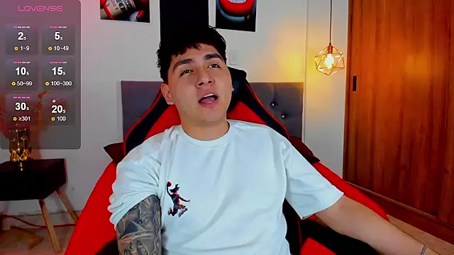 Snapshot of Nicolas_James_Sc chatting on 01/05/26, 05:27 Nicolas James Sc online show from 01/05/26, 05:27