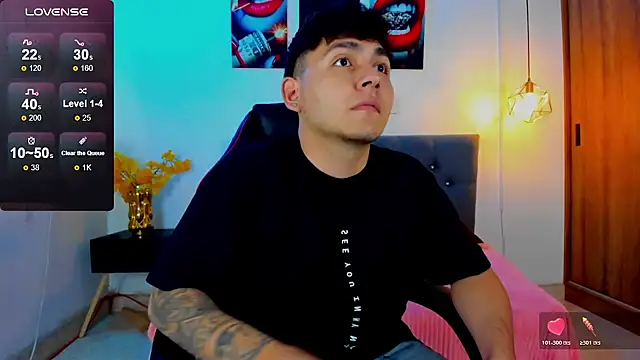 Snapshot of Nicolas_James_Sc chatting on 02/10/26, 01:43 Nicolas James Sc online show from 02/10/26, 01:43