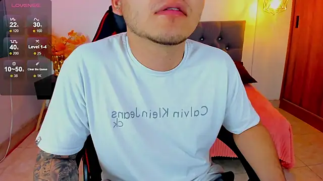 Snapshot of Nicolas_James_Sc chatting on 02/23/26, 01:55 Nicolas James Sc online show from 02/23/26, 01:55