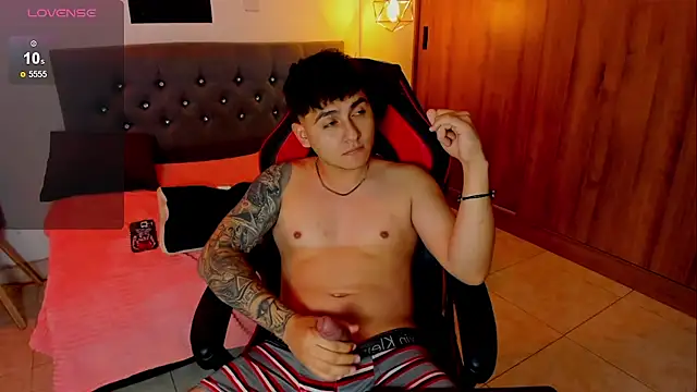 Nicolas James Sc online show from 12/03/25, 01:43