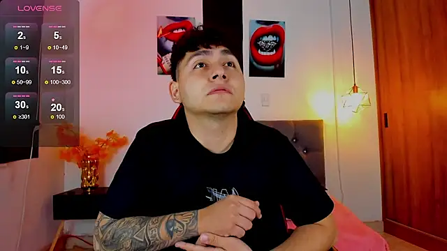 Snapshot of Nicolas_James_Sc chatting on 02/07/26, 12:46 Nicolas James Sc online show from 02/07/26, 12:46