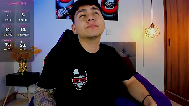 Nicolas James Sc online show from 10/27/25, 01:45