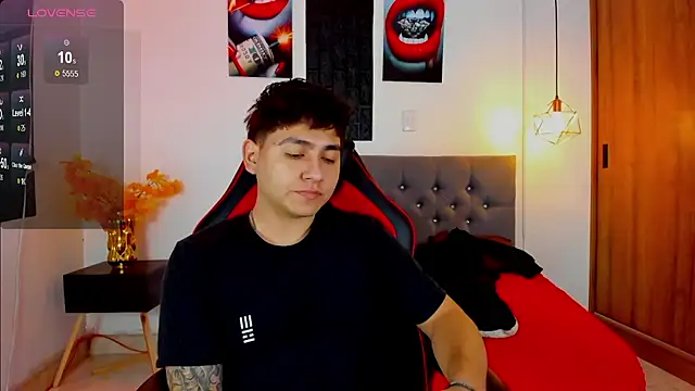 Nicolas James Sc online show from 12/16/25, 01:48