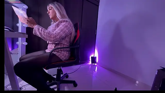 regina mills milk online show from 11/16/25, 01:10