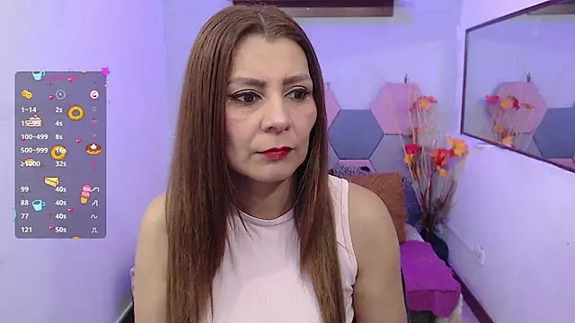 Snapshot of Ximena_Grant chatting on 06/15/26, 11:32 Ximena Grant online show from 06/15/26, 11:32