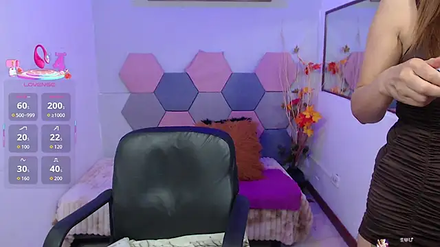 Snapshot of Ximena_Grant chatting on 07/03/26, 11:39 Ximena Grant online show from 07/03/26, 11:39