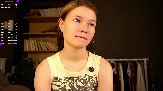 LynHillaire online show from 01/10/26, 11:27