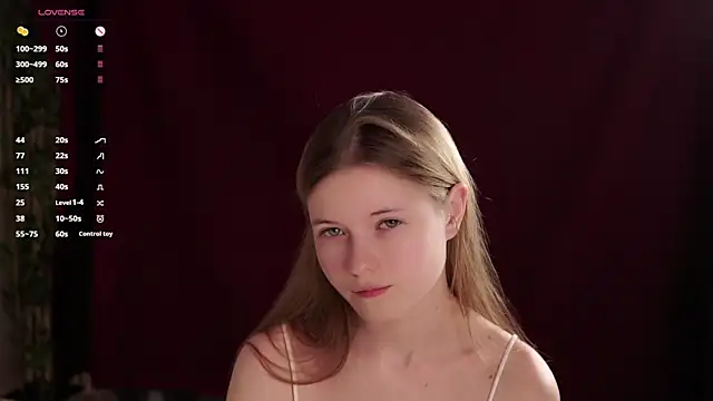 Snapshot of LynHillaire chatting on 07/08/26, 01:01 LynHillaire online show from 07/08/26, 01:01