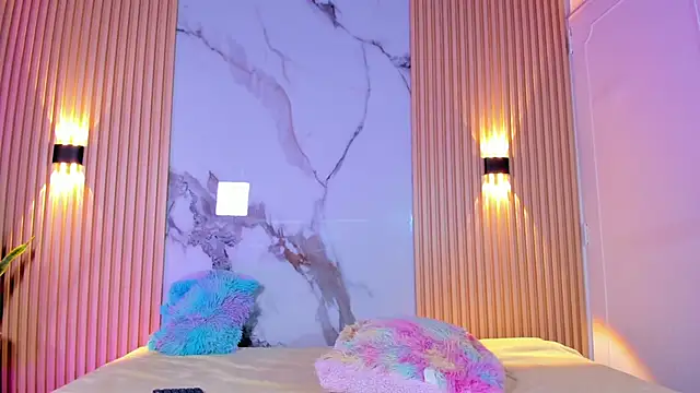 Snapshot of Alana_333 chatting on 11/03/25, 10:41 Alana 333 online show from 11/03/25, 10:41