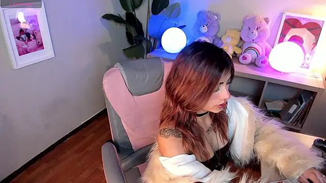 Mystic blue online show from 03/11/26, 01:05