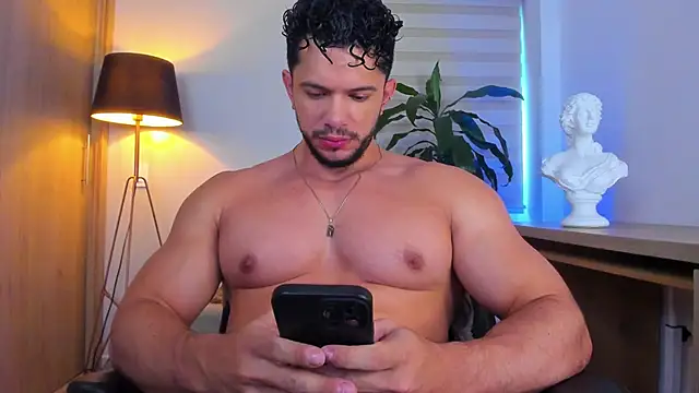 Erick Thompsonx online show from 04/25/26, 08:50