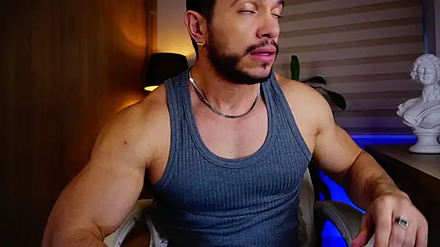 Erick Thompsonx online show from 10/10/25, 10:21