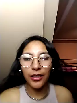 Regina Shine online show from 12/14/25, 08:31