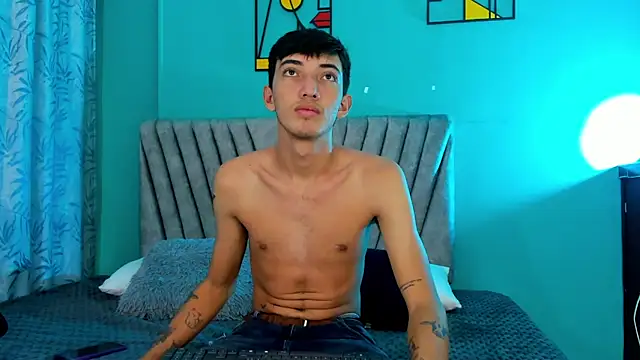 Maikol Ortiz online show from 03/18/26, 12:51