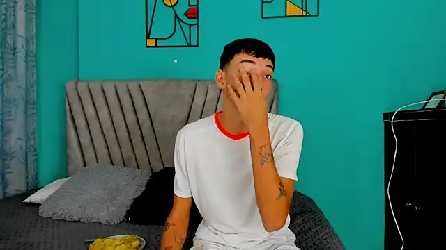 Maikol Ortiz online show from 04/02/26, 12:34