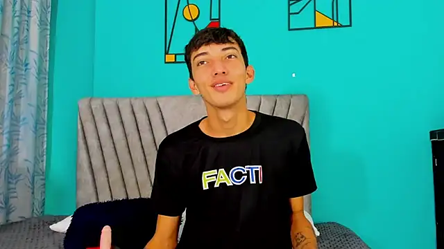 Maikol Ortiz online show from 03/22/26, 12:29