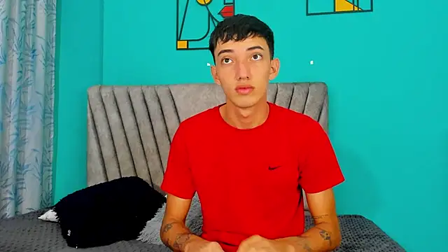 Maikol Ortiz online show from 04/04/26, 12:23