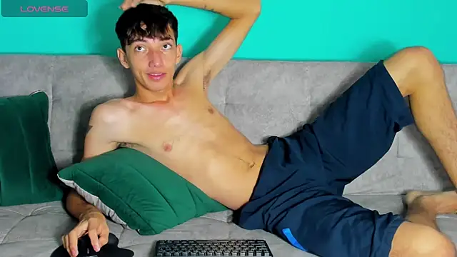 Maikol Ortiz online show from 09/26/25, 12:45