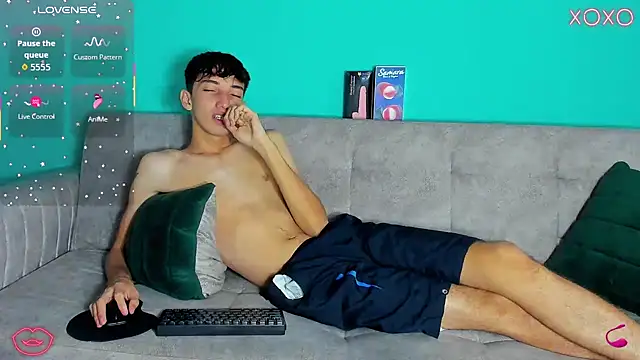 Maikol Ortiz online show from 10/01/25, 12:42