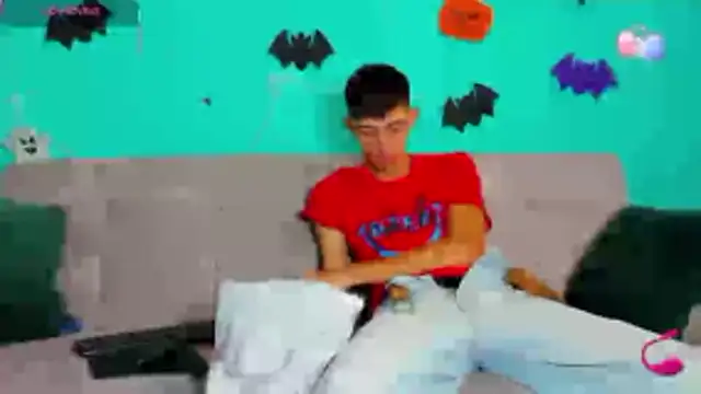 Maikol Ortiz online show from 11/03/25, 12:42