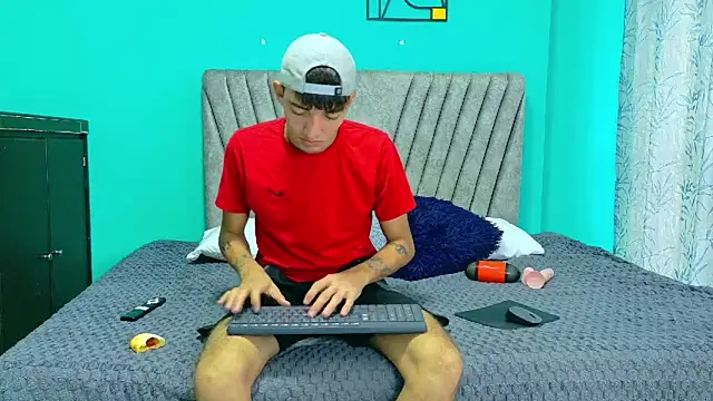 Maikol Ortiz online show from 01/19/26, 02:32