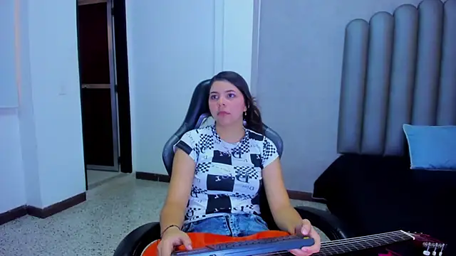 Charlotte-Star online show from 12/17/25, 08:14