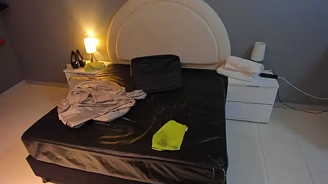 emilytowzen online show from 03/08/26, 02:04