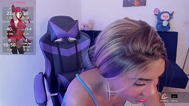 johansstiv2007 online show from 10/19/25, 11:13