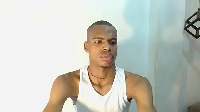 criss zuri online show from 10/09/25, 11:33