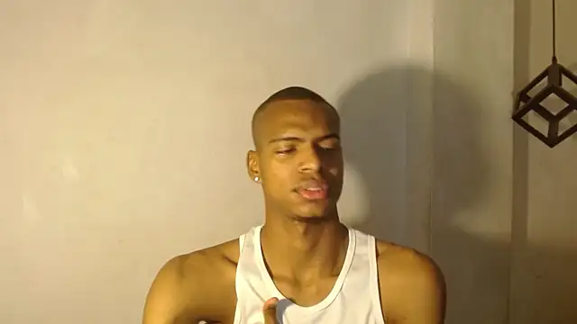 criss zuri online show from 10/08/25, 11:45