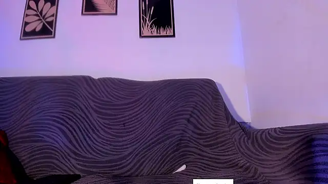 criss zuri online show from 05/11/26, 04:04
