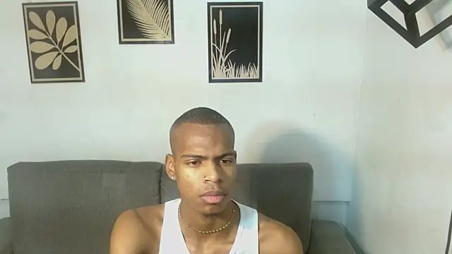 criss zuri online show from 10/01/25, 11:36