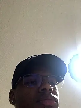 Snapshot of criss_zuri chatting on 01/10/26, 12:22 criss zuri online show from 01/10/26, 12:22