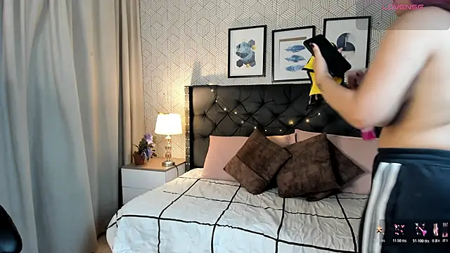 sophie  blare online show from 03/22/26, 07:15