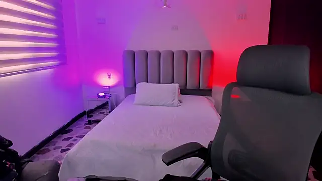 AlliceCopper online show from 11/05/25, 02:20