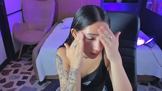 AlliceCopper online show from 12/17/25, 02:22