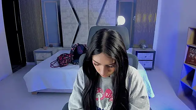 AlliceCopper online show from 10/04/25, 01:56