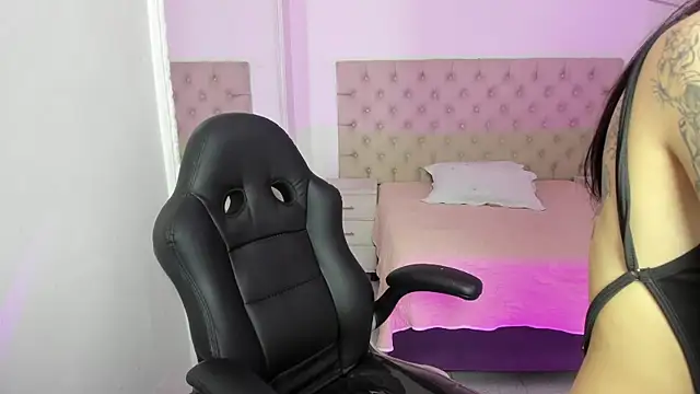 AlliceCopper online show from 10/26/25, 01:11