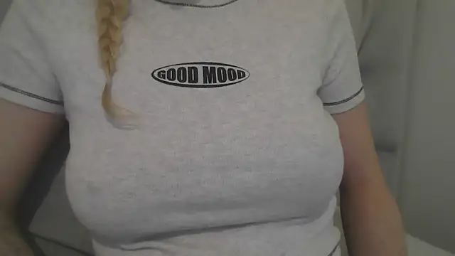 flirty babe x online show from 10/09/25, 05:02