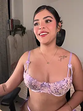 Sara-Evans online show from 11/17/25, 12:36