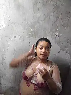 Zaphyra18 online show from 11/05/25, 01:52