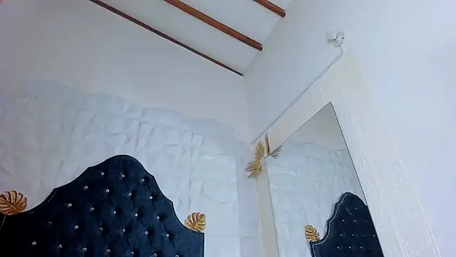  mia milf  online show from 04/19/26, 06:10