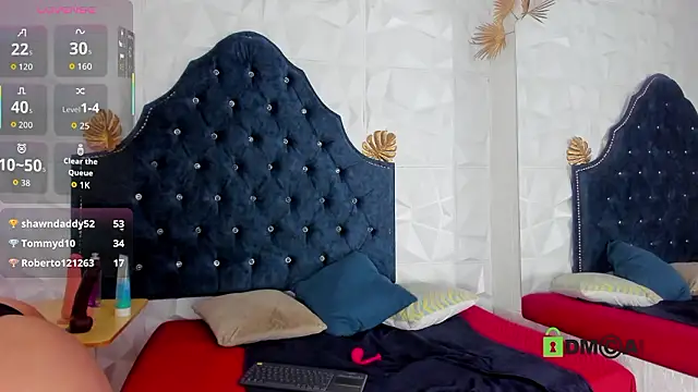 Snapshot of _mia_milf_ chatting on 02/25/26, 08:52 mia milf online show from 02/25/26, 08:52