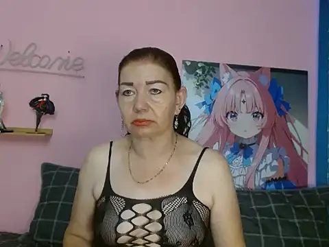estefania 34 online show from 10/14/25, 08:09