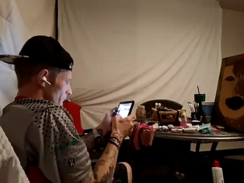 WWGD69 online show from 04/16/26, 07:42